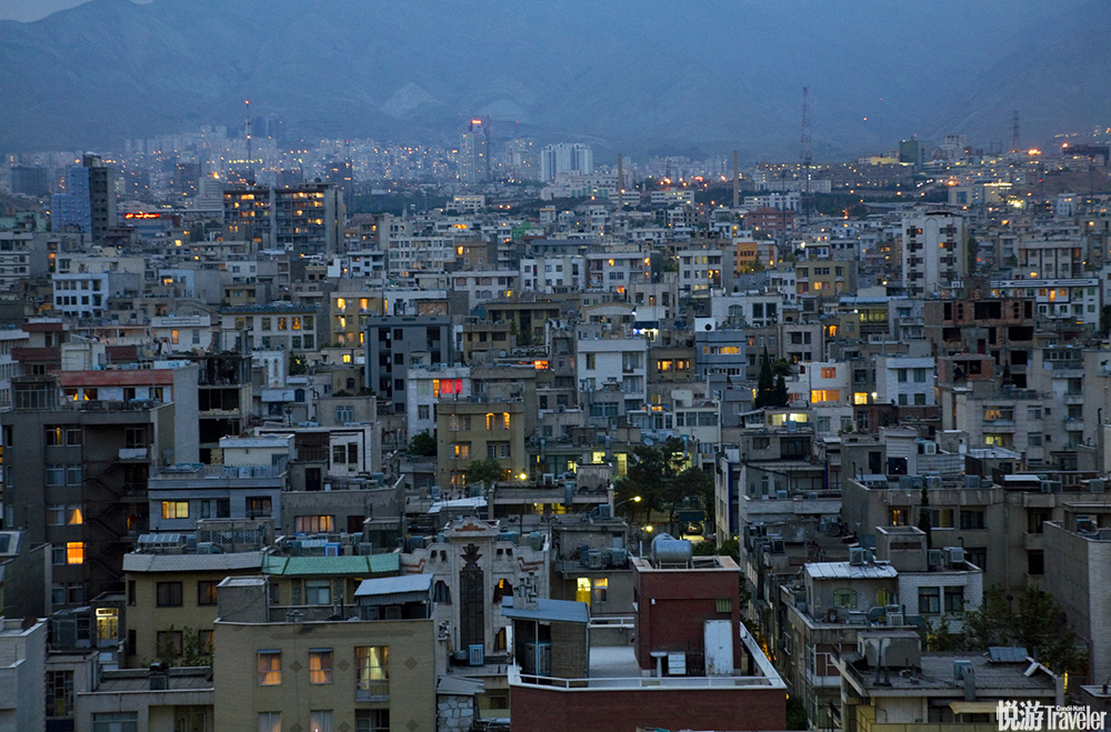 马什哈德(mashhad)是伊朗第二大城市,呼罗珊省首府,什叶派穆斯林的