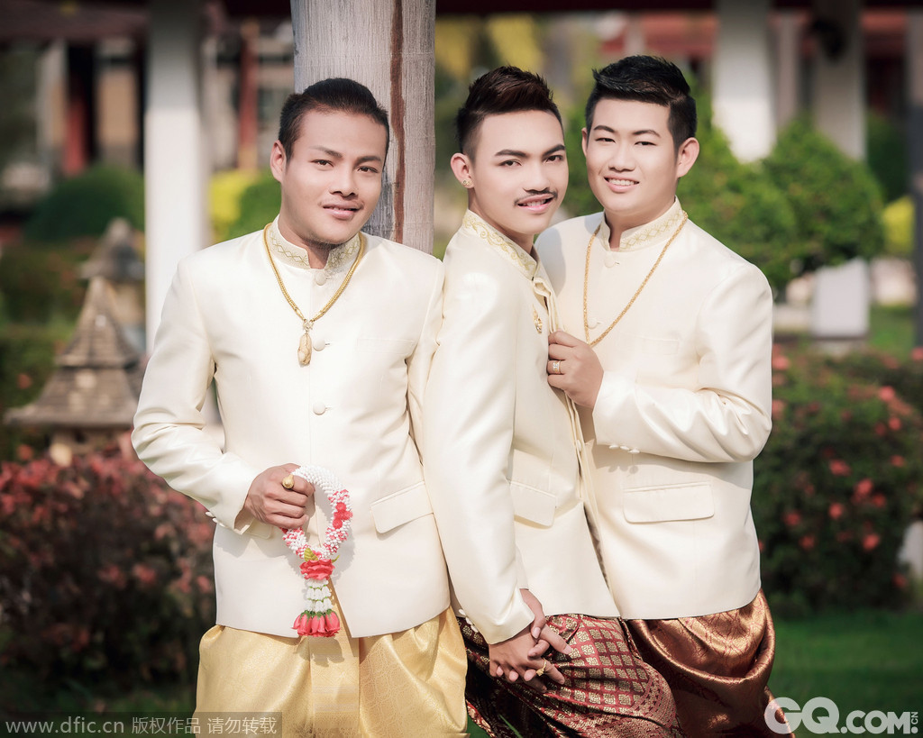 泰国三名男同性恋举行婚礼成全球首例 _话题_GQ男士网