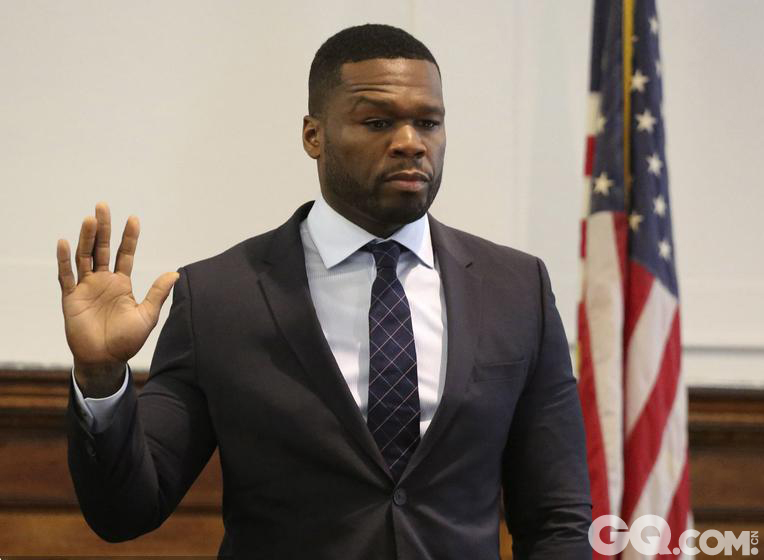 2015年7月初，50 Cent因在2009年未经当事人同意在互联网上发布Rick Ross前女友性爱录影带被罚款500万美元。宣判后，50 Cent申请了破产保护，他辩解称自己奢侈的生活方式都是“装样子”，那些豪车、珠宝都是他借来炫耀卖弄的。即便如此，7月24日，法庭又判50 Cent罚款200万美元，使罚款的总额达到700万美元。50 Cent委屈地对法庭说，自己现在只有440万美元，遭到一旁看热闹的Rick Ross嘲笑。《福布斯》杂志今年早些时候估计50 Cent的资产达1.55亿美元，仅是2007年他出售在能量饮料Vitamin Water中的股份就让其大赚了1亿美元。但50 Cent一直官司不断，去年他在一起有关耳机的商业泄密案中被罚款1600万美元。