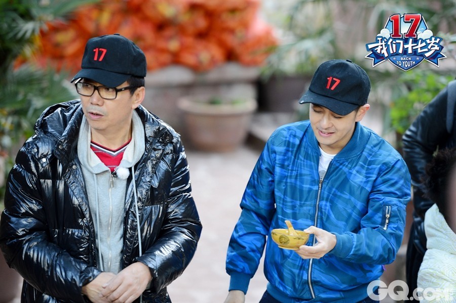 上周六晚，在浙江卫视《我们十七岁》的“自给自足”之旅中，“奶爸”林志颖因为忙演唱会缺席，由好友张亮代班录制。