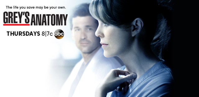 1月30日播出第十一季第10集
医疗剧《实习医生格蕾》（Grey's Anatomy）聚焦在一群年轻人努力成为医生，而医生努力保持人性上。这部夹杂着大量亲情、爱情、友情和喜剧元素的美剧曾被央视引进播出造成一时轰动。亚裔医生Cristina Yang的扮演者吴珊卓于第十季完结后退出该剧，这让不少剧迷感到惋惜。而在第十一季前半季最后，Derek接受了总统任命，将要离开西雅图前往华盛顿特区。编剧Shonda Rhimes说这一季是“围绕Meredith”的一季，缺少Yang和Derek的日子，作为外科医生的Meredith将如何独自面对接下来发生的事呢？