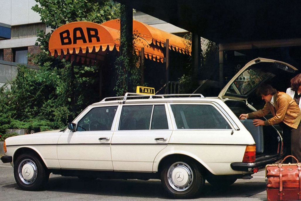 1978年，旅行车在欧洲方兴未艾，Mercedes-Benz E-Klasse Estate Taxi开始崭露头角。
