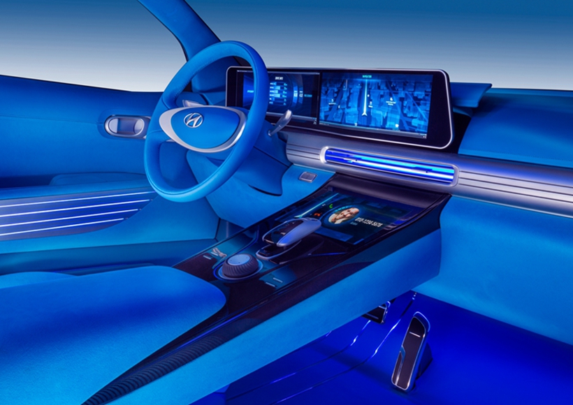 在遍地电动车和汽油车的上海车展上，现代公司为大家带来了些许异域风情的FE Fuel Cell氢能源概念车型。
