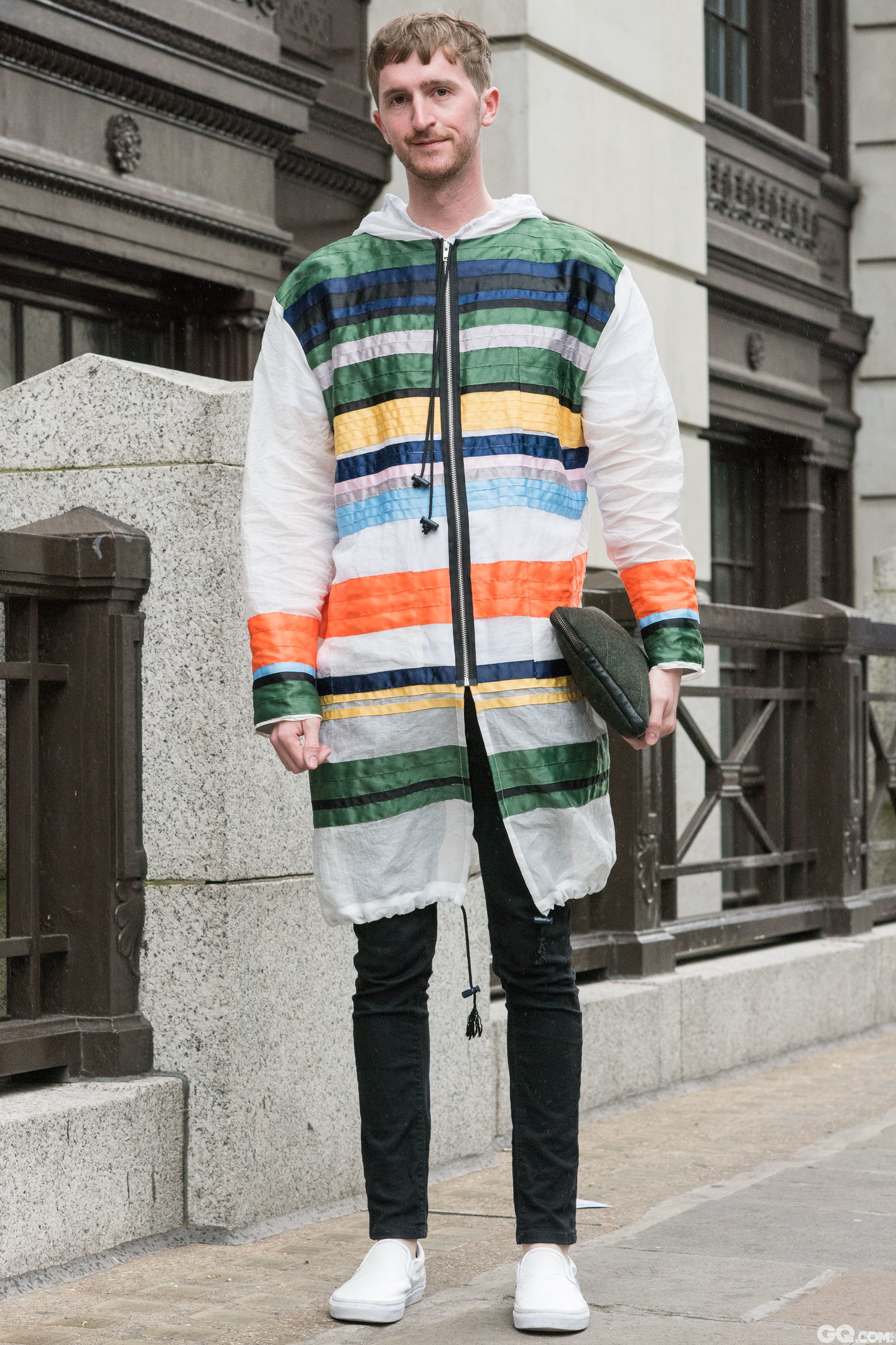 Graham
Jacket: Joseph Terby
Jeans: Acne
Shoes: Vanz
Clutch: Paige

Inspiration: As it is a little chilly today, I think a colorful coat is always interesting. 因为今天有点冷，所以我觉得一件多彩的外套一定很有趣。