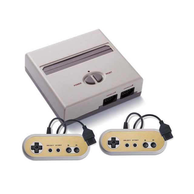 如果预算有限的话，那么可以考虑这款产品，HAMY NES和SNES HD。这两款产品能够完美支持NES卡带，同时在游戏屏幕呈现效果上也是极好的。外设的四个通道可以同时支持两个游戏者进行竞技。