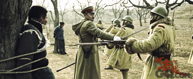 电影《何去何从》曝导演特辑 关于战争深思的