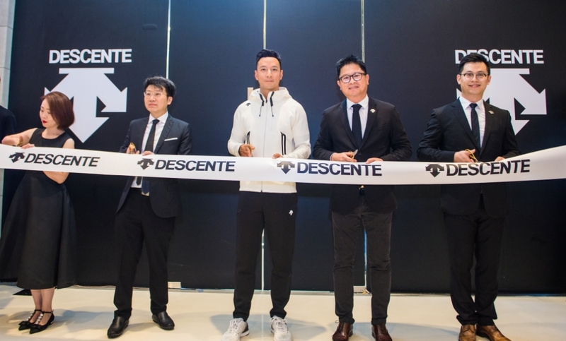 DESCENTE迪桑特成都IFS全新形象门店开幕盛典，“From Zero To Hero”非凡派对暨2018秋冬大秀，与吴彦祖共同见证非凡时刻!