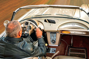 雪佛兰克尔维特C1 汽车历史上的一颗璀璨明珠