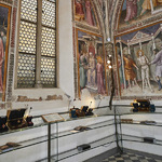 坐在T台第一排的母女:Anna Wintour Bee Shaffer