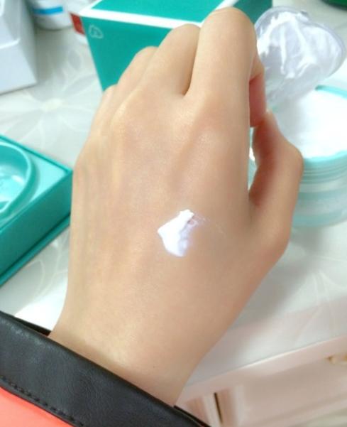 想要祛斑,还不快快用九朵云祛斑膏|护肤-onlyla