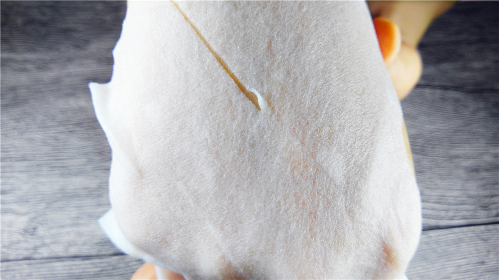 【小琦喵】秋季敏感肌肤的滋润修复护理——蚕丝面膜?普通面膜?