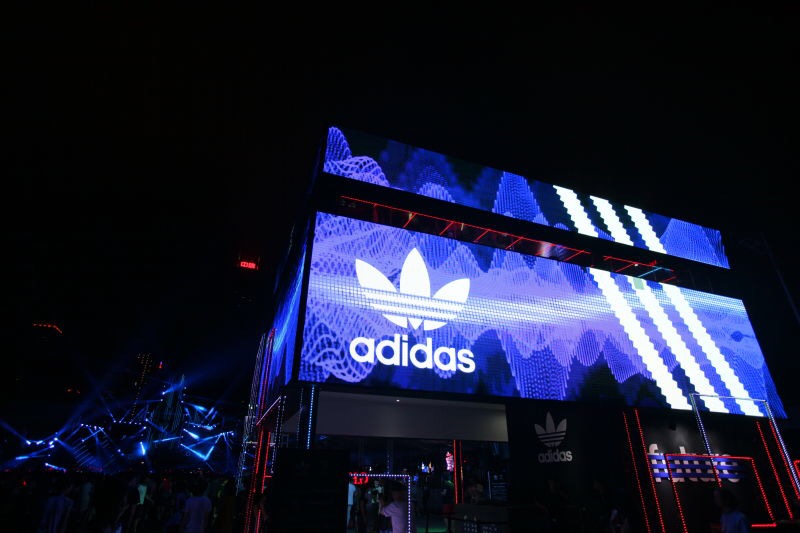 adidas Originals | 百威风暴电音节上海站再创未来新节奏