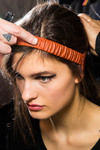 Fendi秀场发型师想要“偷”走的皮质发带