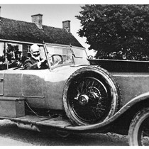 品牌之源 精神圣地 勞斯萊斯汽車創始人亨利?萊斯爵士紀念日 于埃爾姆斯特德隆重舉辦-生活資訊