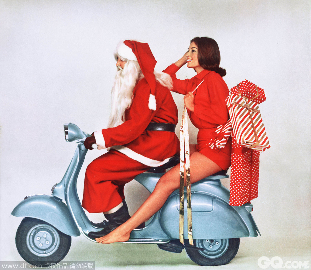 圣诞老人骑摩托车