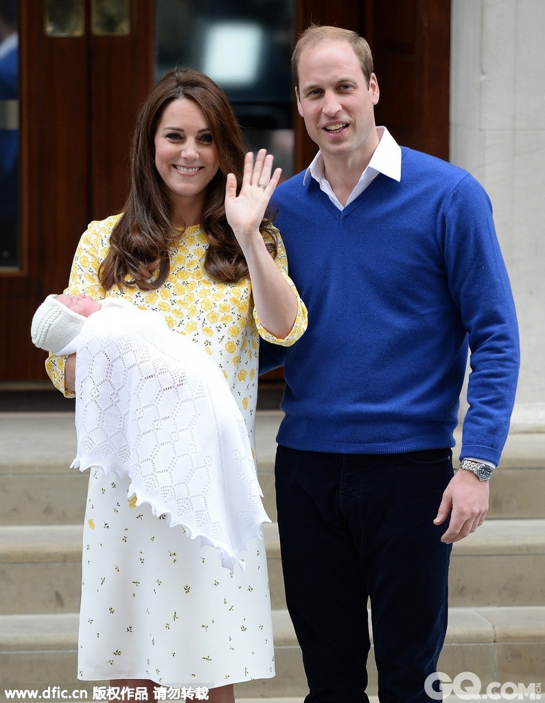 这几天全世界的目光都聚焦在英国新诞生的小公主身上！作为英国王室60多年来第一位嫡系小公主、剑桥夫人凯特·米德尔顿与威廉王子的第二个孩子，小姑娘将会成为英国王位的第四顺位继承人。