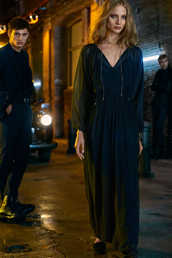 Massimo Dutti近期推出了2015 Evening系列大片，在夜晚的街道上演低调的优雅。海蓝色羊毛西装、斜纹软呢纹理针织衫、不对称剪裁纳帕革夹克、以及格子大衣，设计的态度均离不开优雅的风格。
