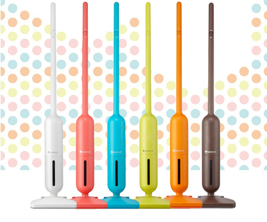 NO.5CCP Color Pencil彩色吸尘器
这个彩色吸尘器是单调日系风格的例外。“Color”就说明颜色是五彩缤纷的，全部颜色的吸尘器摆在一起就像是全套的水彩笔。这个吸尘器的设计还获得了GOOD DESIGN设计大赏，让你的生活变得五彩缤纷吧。
