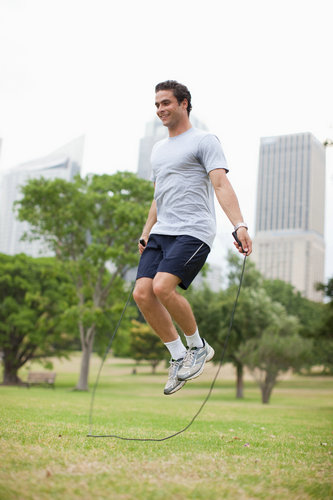 跳绳健身的小技巧