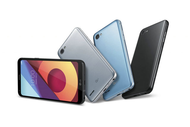 NO.2
5.5英寸的手机尺寸，搭载Android “牛轧糖”系统，整体上来讲机型设计上还是一定程度上延续了LG G6的设计理念。
