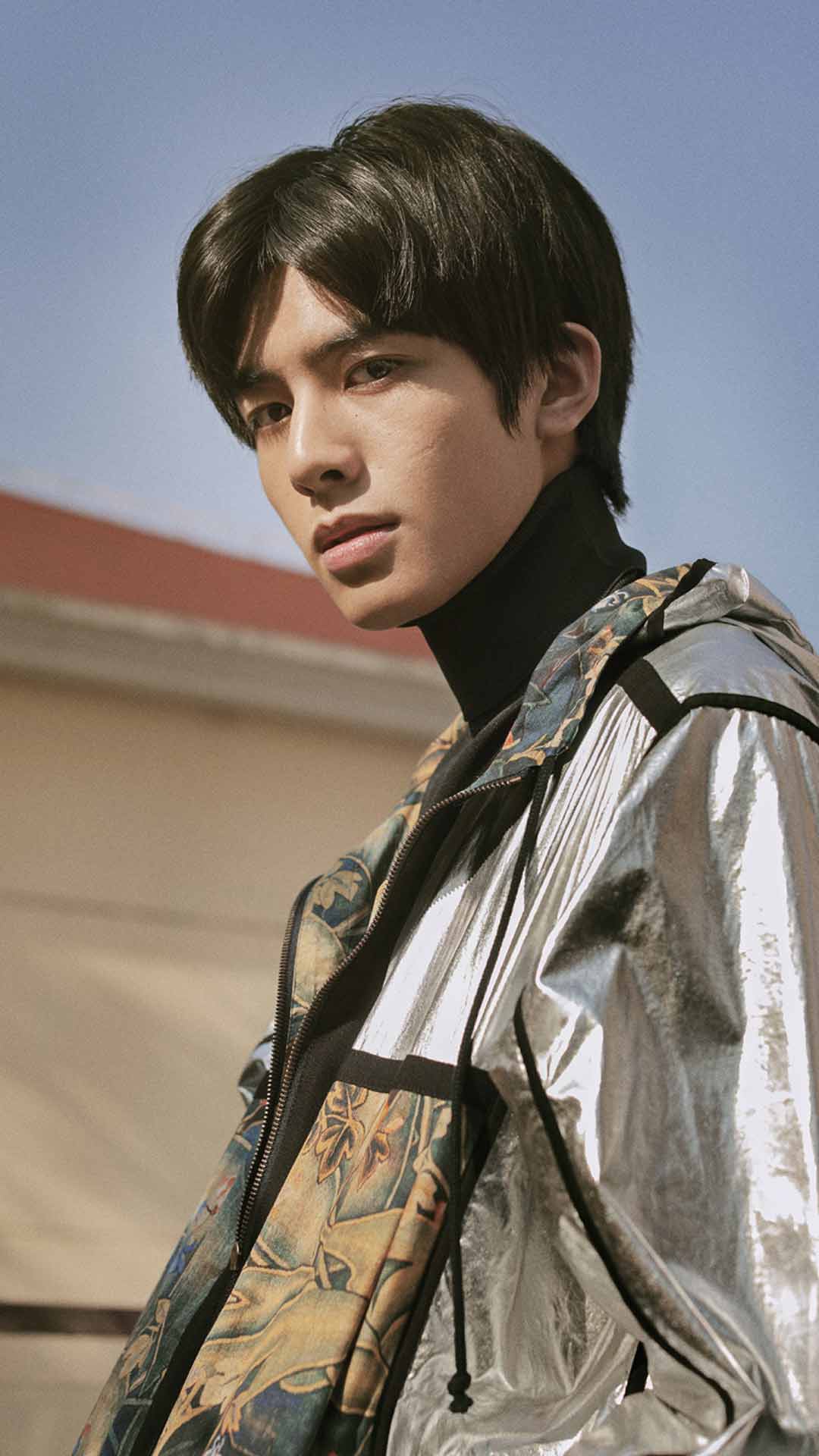 明星| 宋威龙:17岁"长腿老头"的娱乐圈冒险