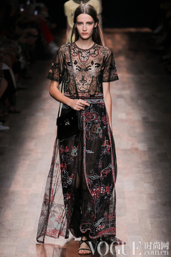valentino2015春夏时装秀_vogue的图片收藏|购买与分享_vogue发现