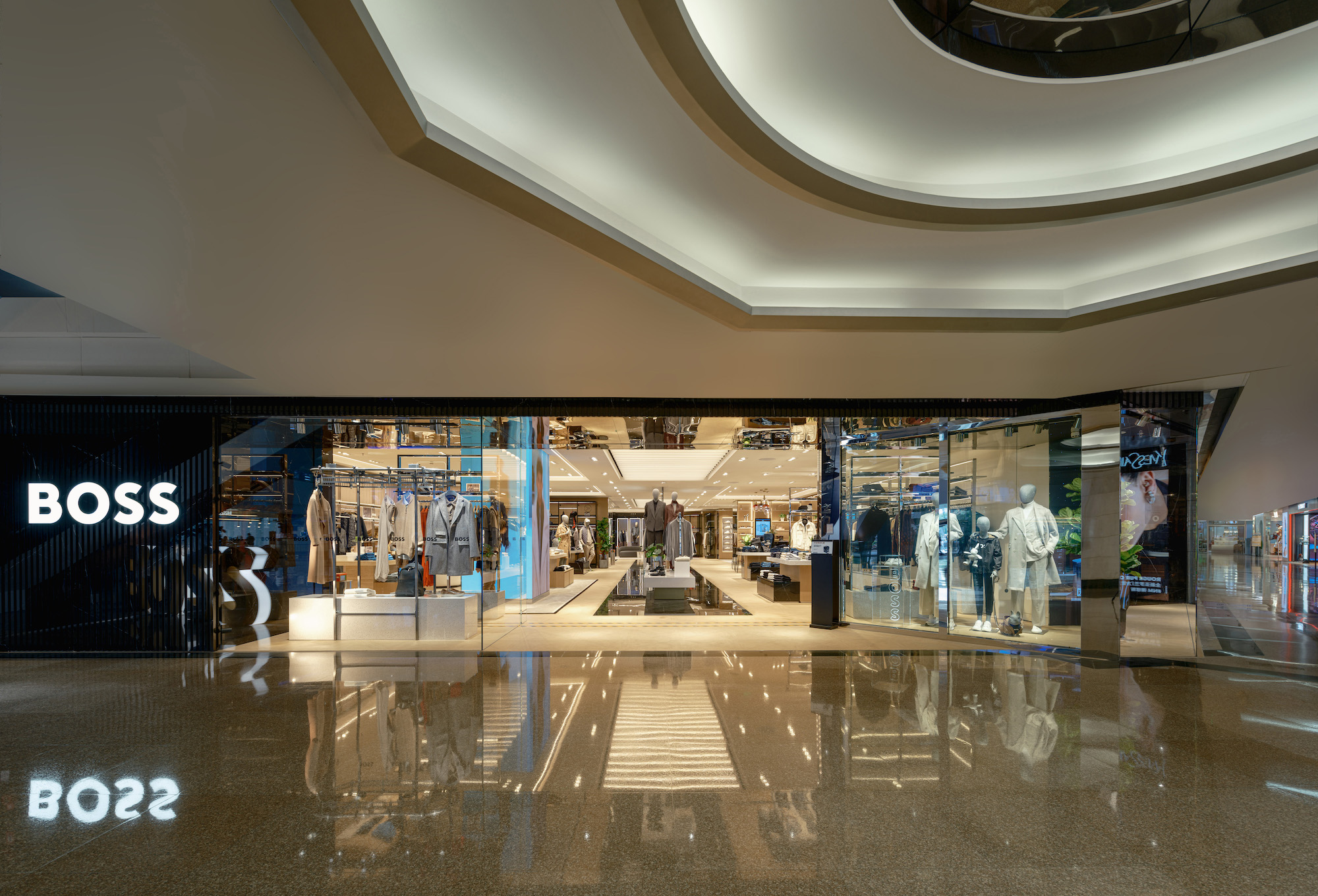 BOSS广州天河城全新概念店盛大开幕，升级沉浸式品牌体验