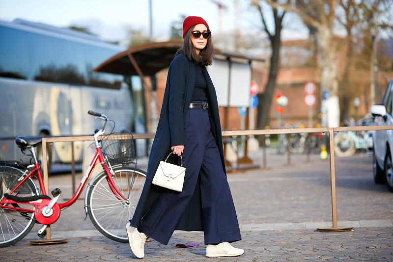 valextra经典iside系列手袋推荐不想锋芒毕露却又坚决不能放弃时尚