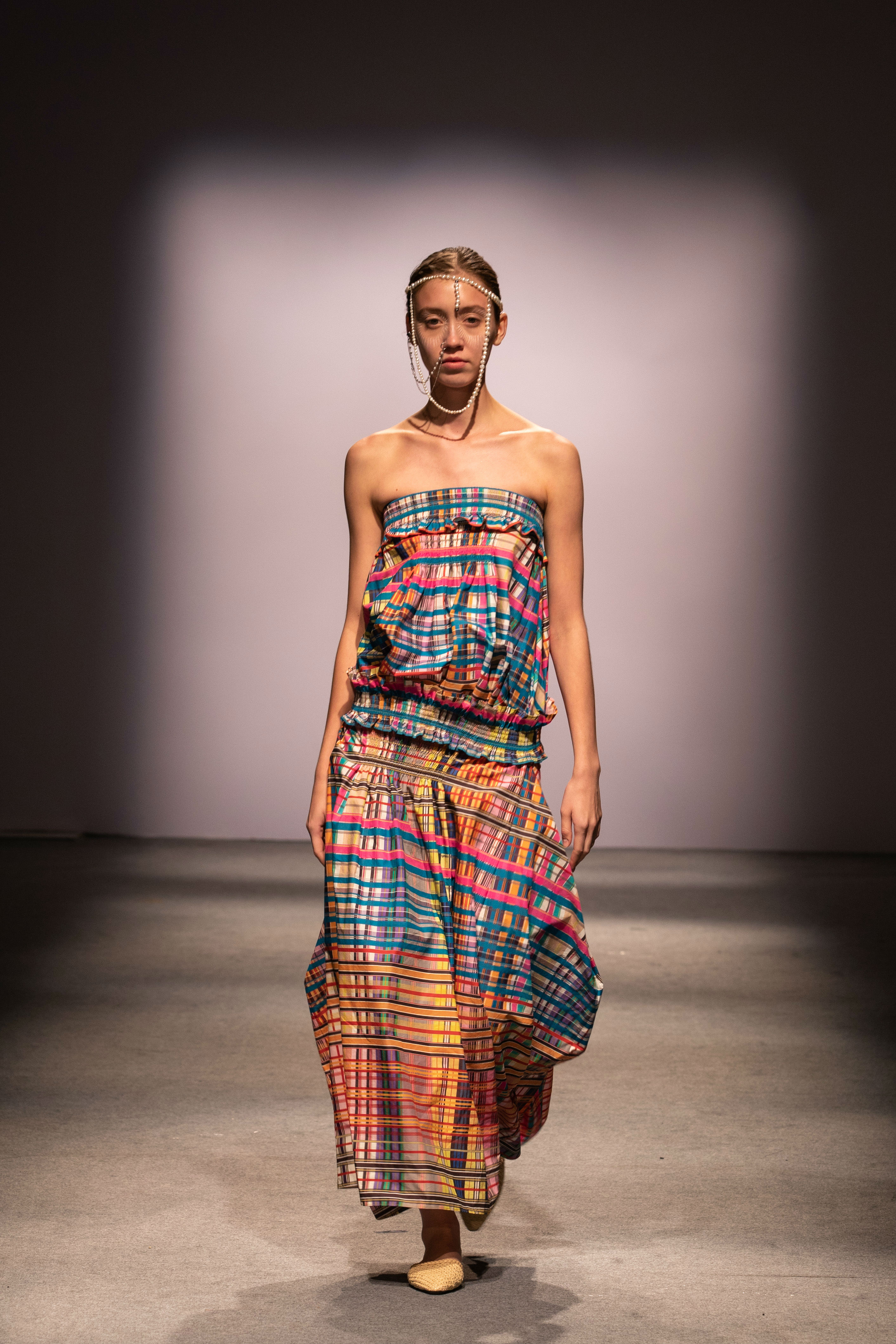 deepmoss 2019春夏系列:浆果_品牌新闻_潮流服饰频道_vogue时尚网