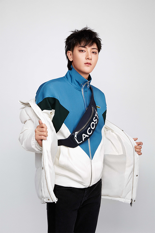 刚刚成为lacoste首位亚太区品牌代言人的黄子韬,在展现"心有猛鳄"的