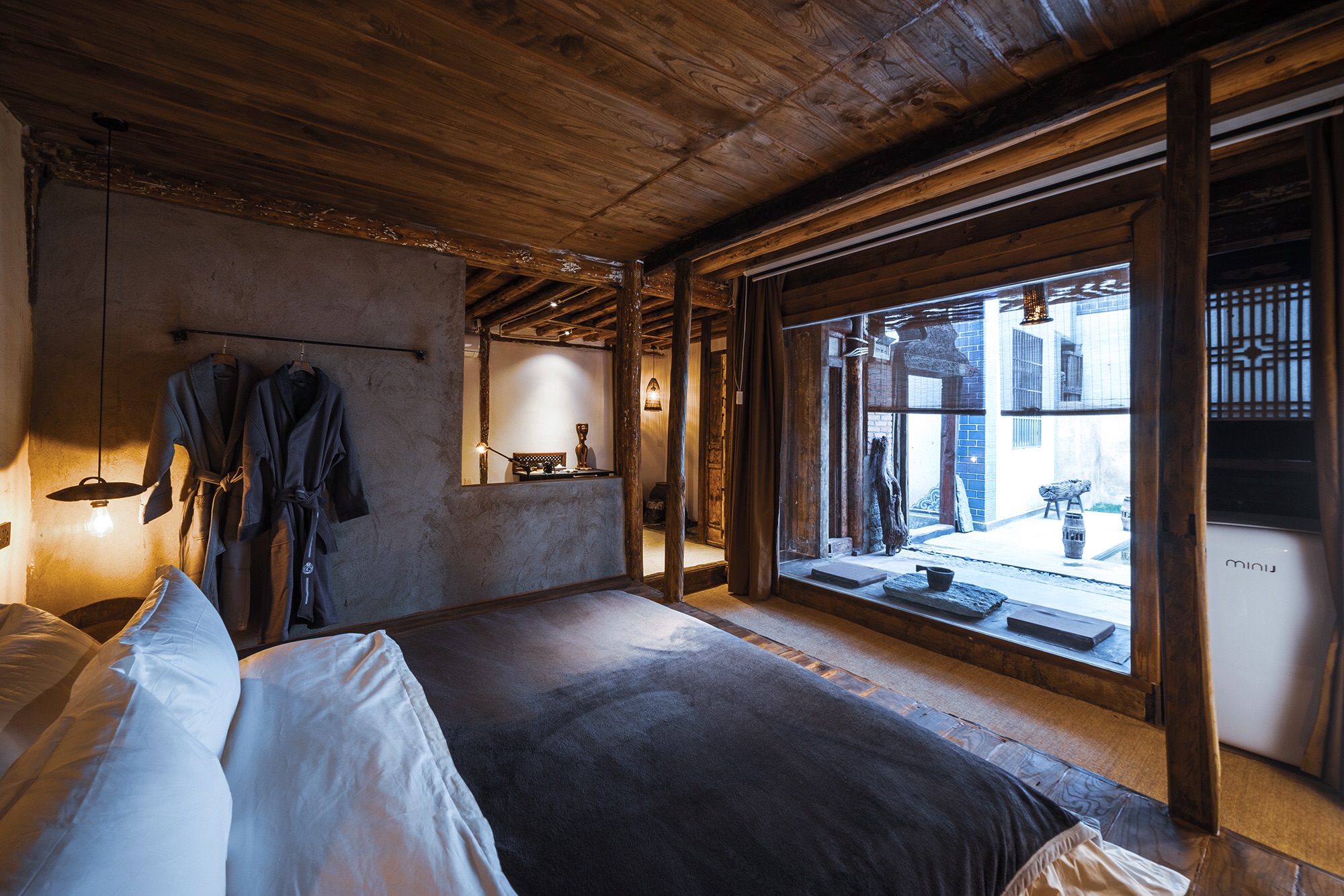 90后偏爱民宿过新年暖色调冬游成主流airbnb爱彼迎重新定义旅行色彩让