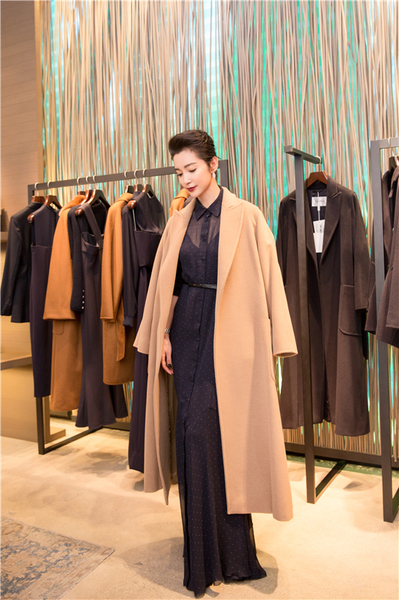 知名艺人李冰冰出席max mara秋冬新品发布会