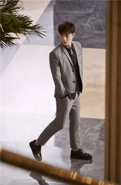 hm宣布张艺兴成为品牌大中华区男装代言人