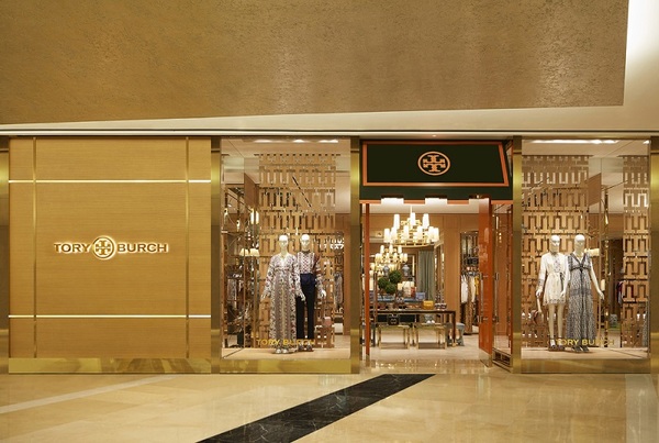 tory burch 于澳门一号广场开设全新专门店